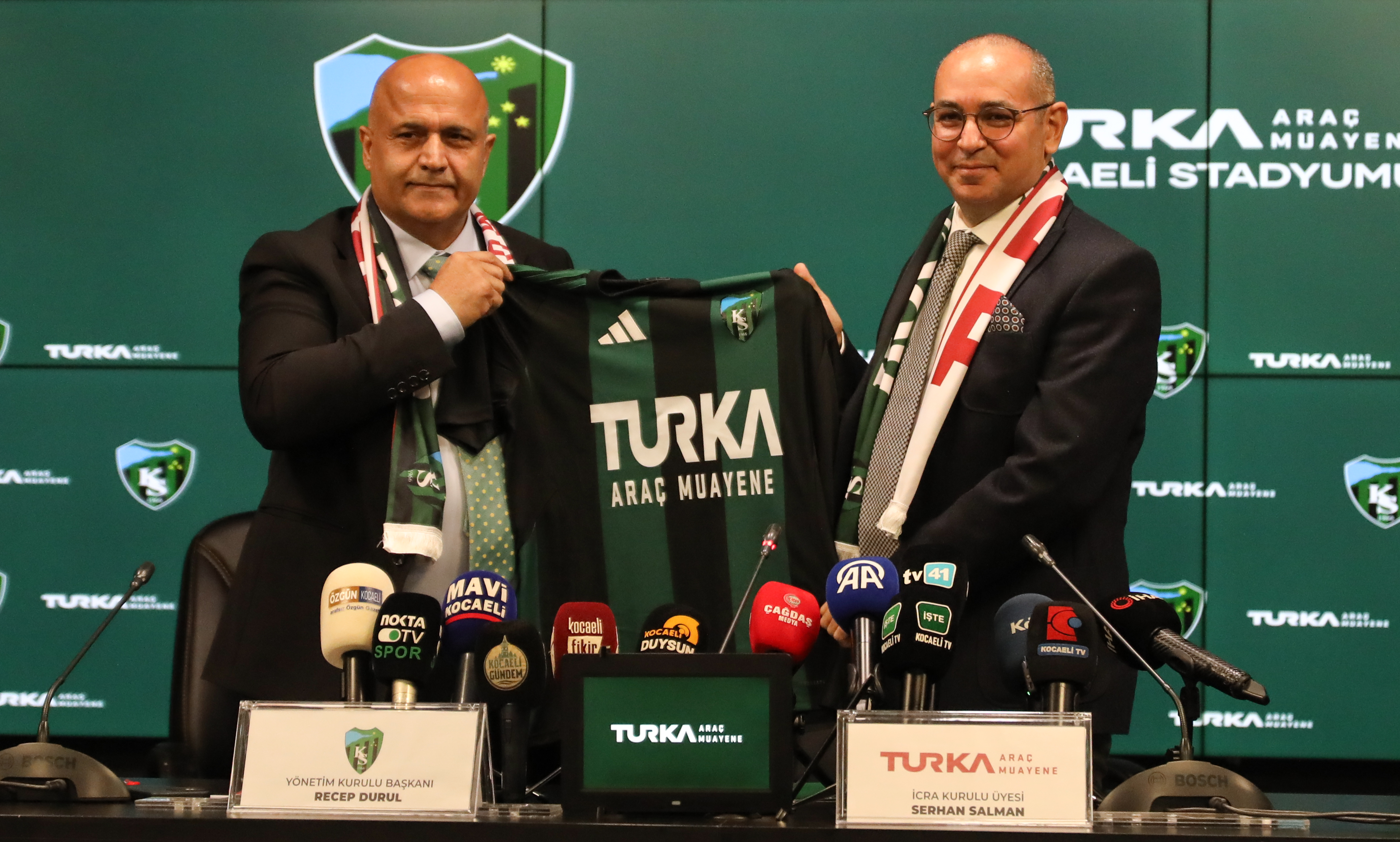 Turka Kocaeli Stadyumu İmza Töreni