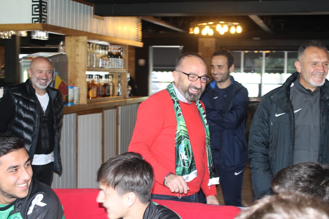 U17-U19 Takımlarımız ile kahvaltı yaptık.