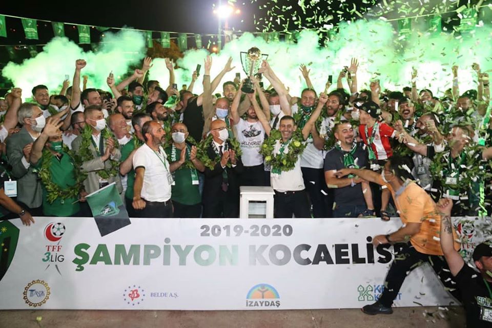 Şampiyonluğumuzu tüm şehirde kutladık!