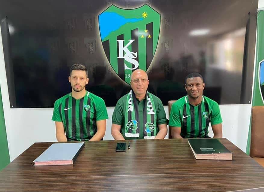 Abdoulaye Cissé ve Taha Batuhan Yayıkcı için imza töreni düzenlendi.
